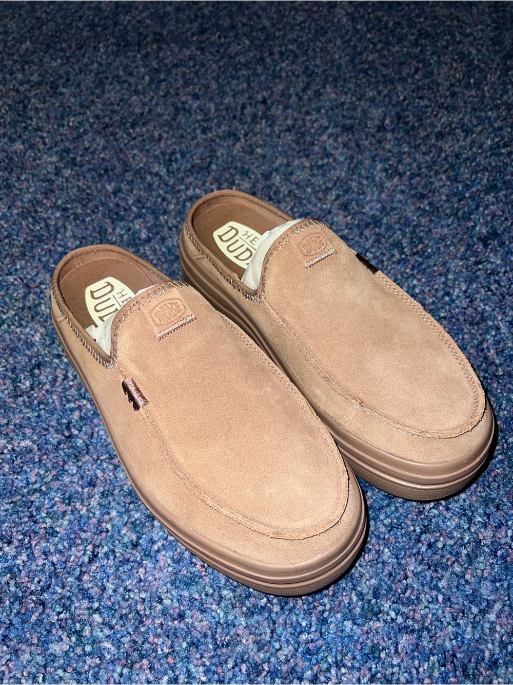 Sz 8 Hey Dude Austin Slip-On Shoes in Light Brown Suede